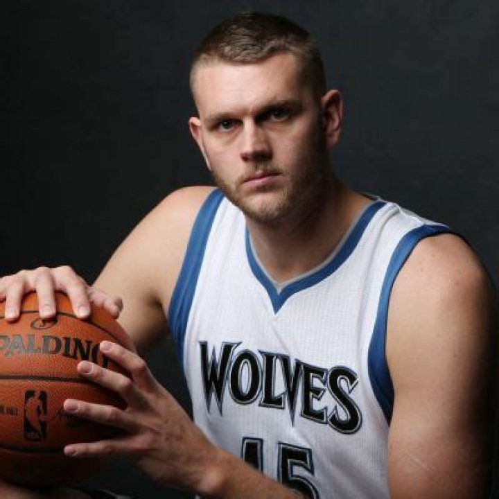 Cole Aldrich Height, Weight, Net Worth, Age, Birthday, Wikipedia, Who, Nationality, Biography