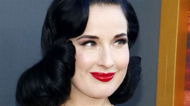 Dita Von Teese Height, Weight, Net Worth, Age, Birthday, Wikipedia, Who, Nationality, Biography