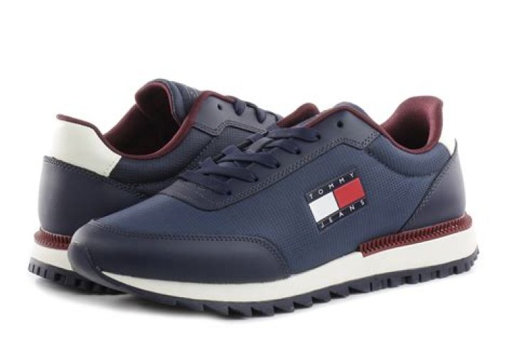 These Tommy Hilfiger Men’s Sneakers Are Casual Yet Stylish: Shop for 36% Off